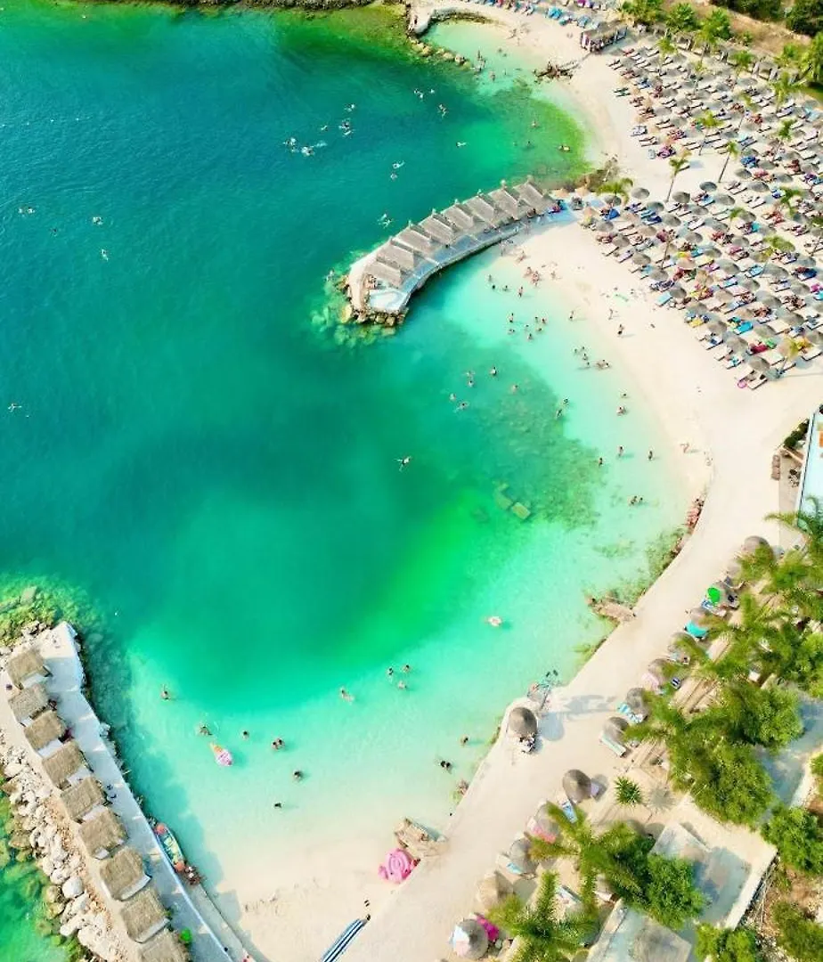 Aparthotel Durmishi Rooms & Apartments & Beach Sarandë